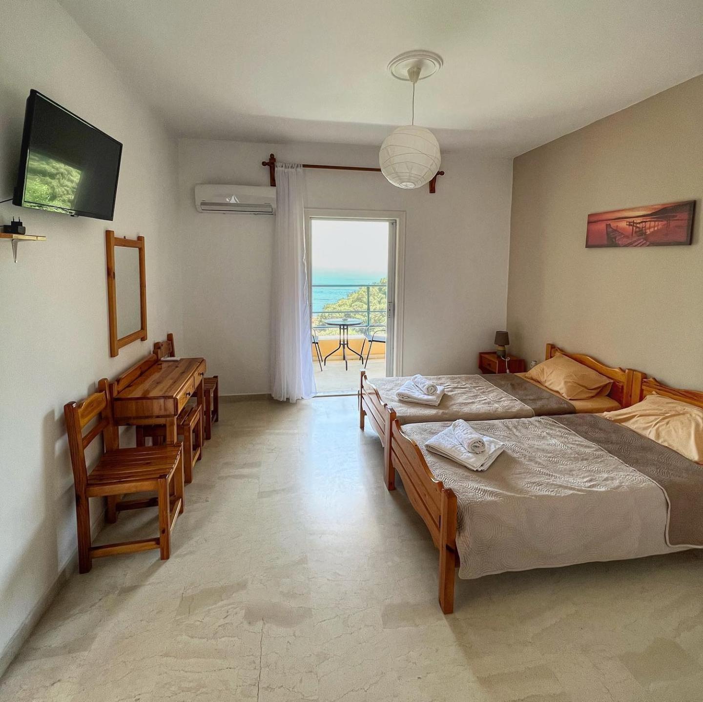 Silent Bay Apartments Katávolos 外观 照片