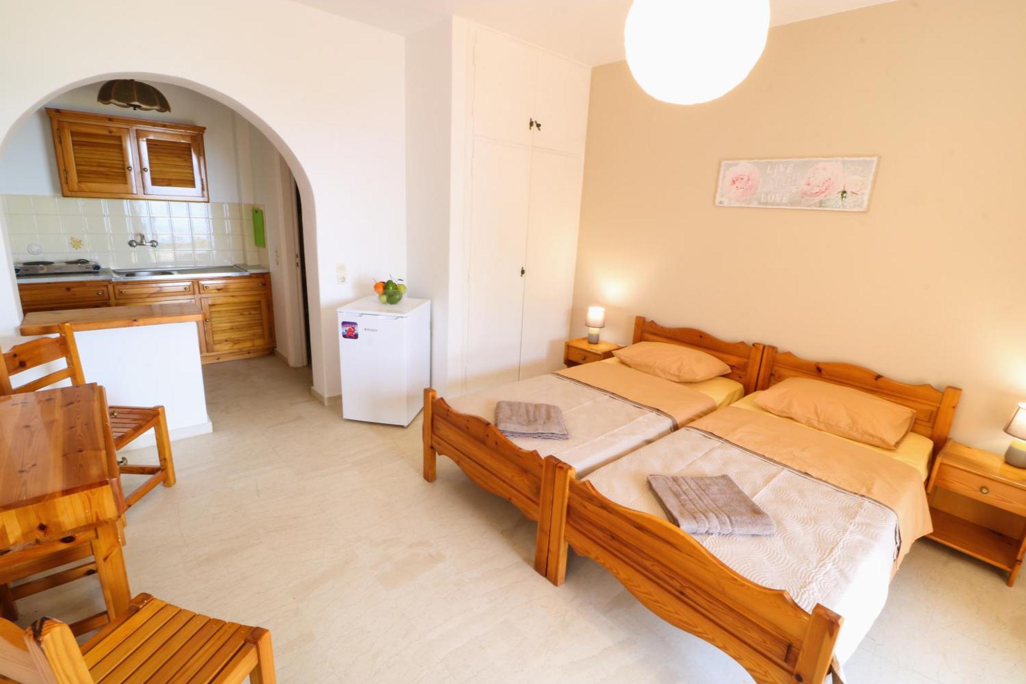 Silent Bay Apartments Katávolos 外观 照片