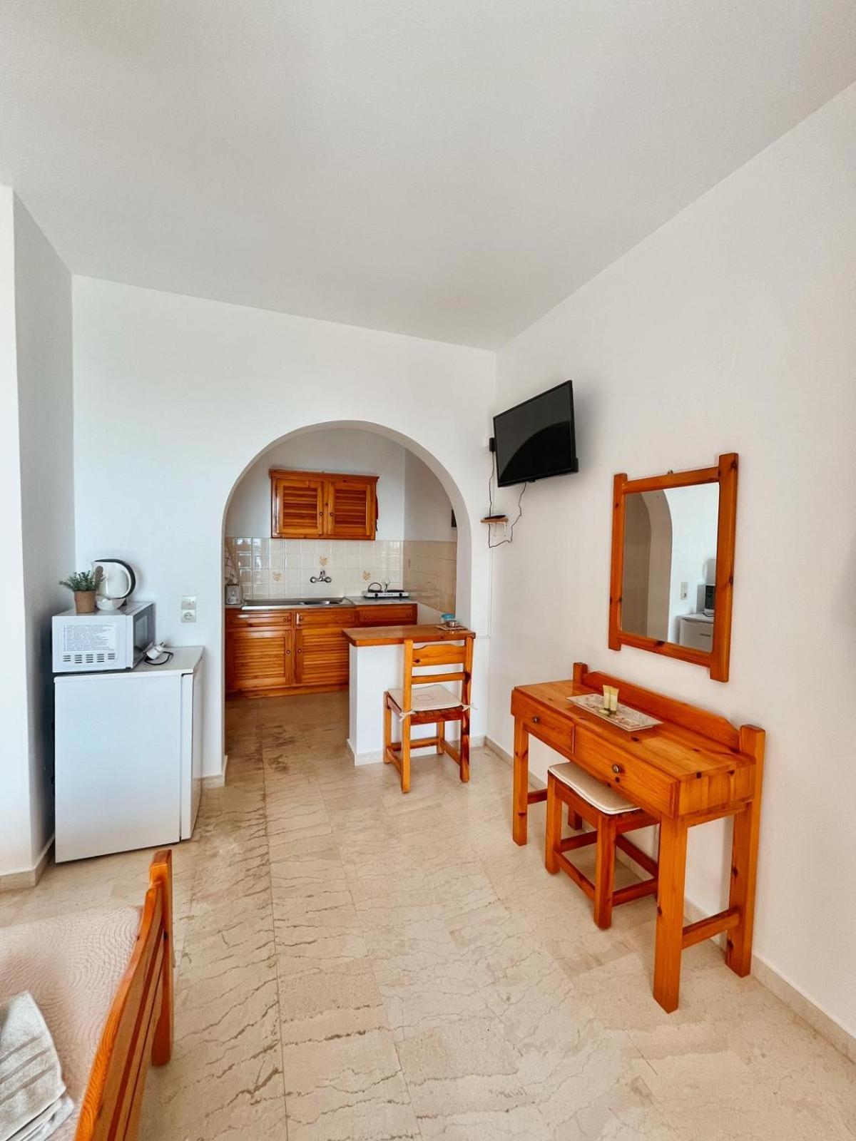 Silent Bay Apartments Katávolos 外观 照片