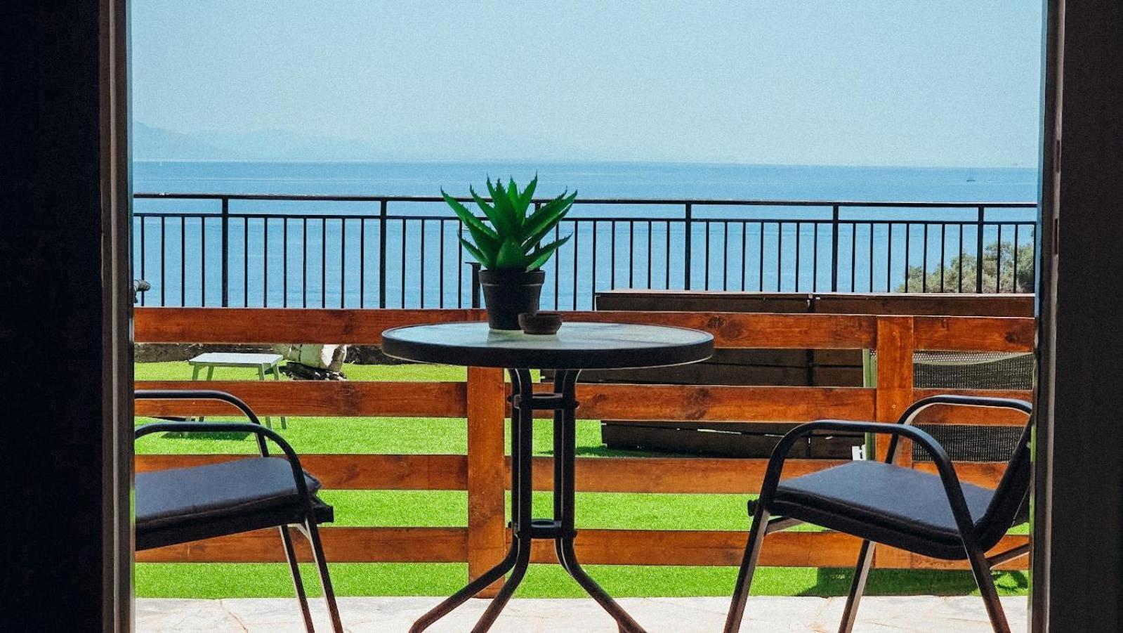 Silent Bay Apartments Katávolos 外观 照片